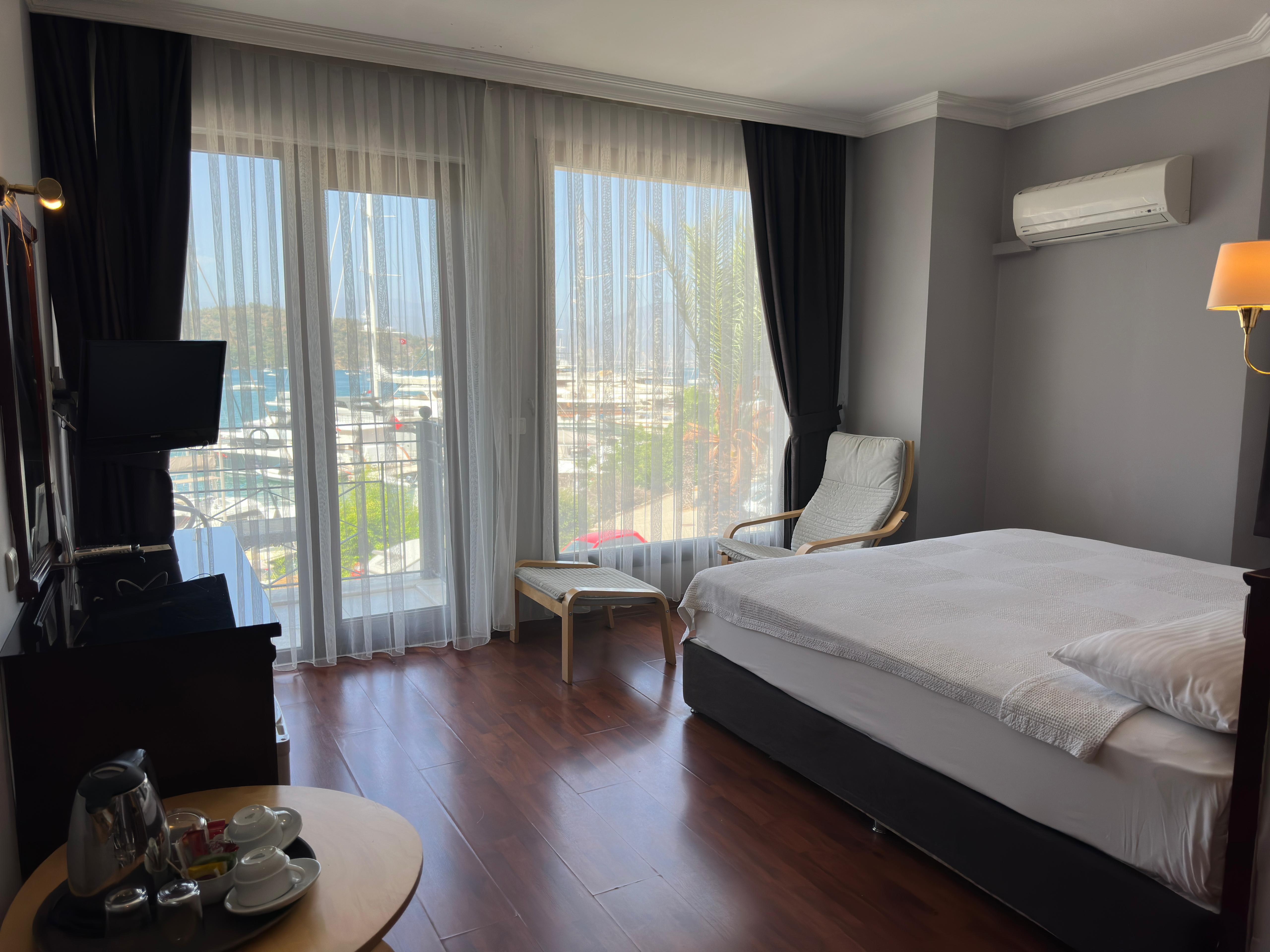 Standart Deniz Manzaralı Oda