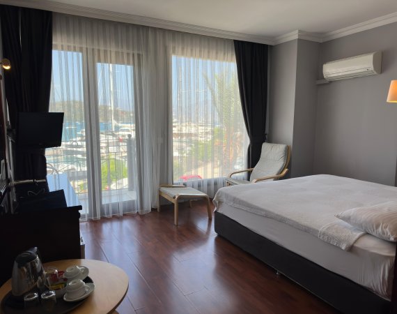 Standart Deniz Manzaralı Oda